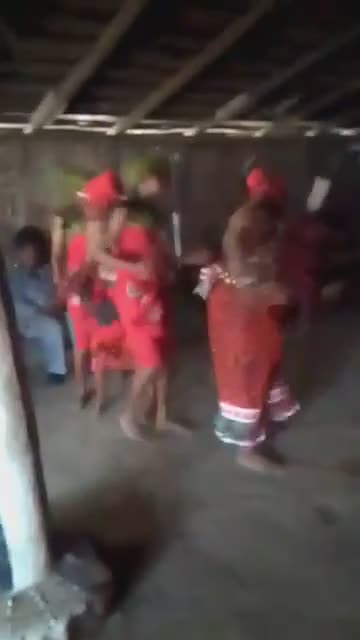 Danseuses en rouge